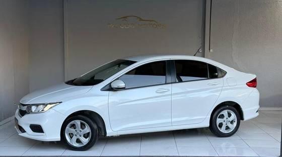 HONDA CITY 1.5 PERSONAL 16V FLEX 4P AUTOMÁTICO HONDA CITY 1.5 PERSONAL 16V FLEX 4P AUTOMÁTICO